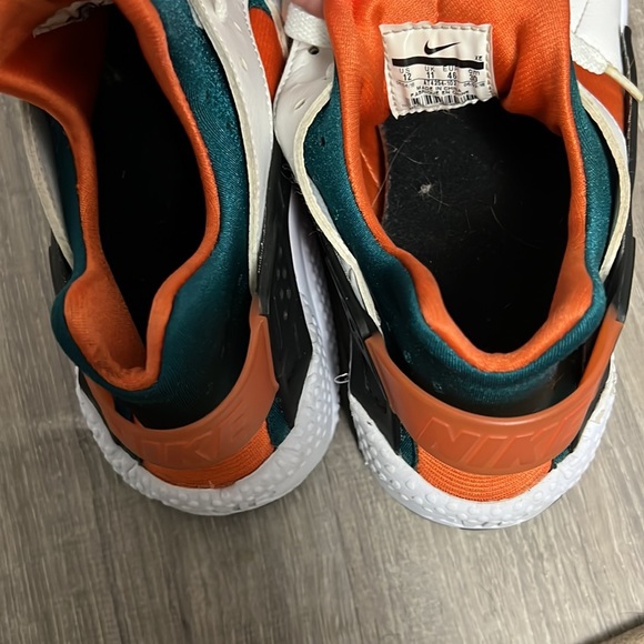 💥SOLD💥 MIAMI DOLPHIN NIKE HUARACHE - Picture 9 of 9